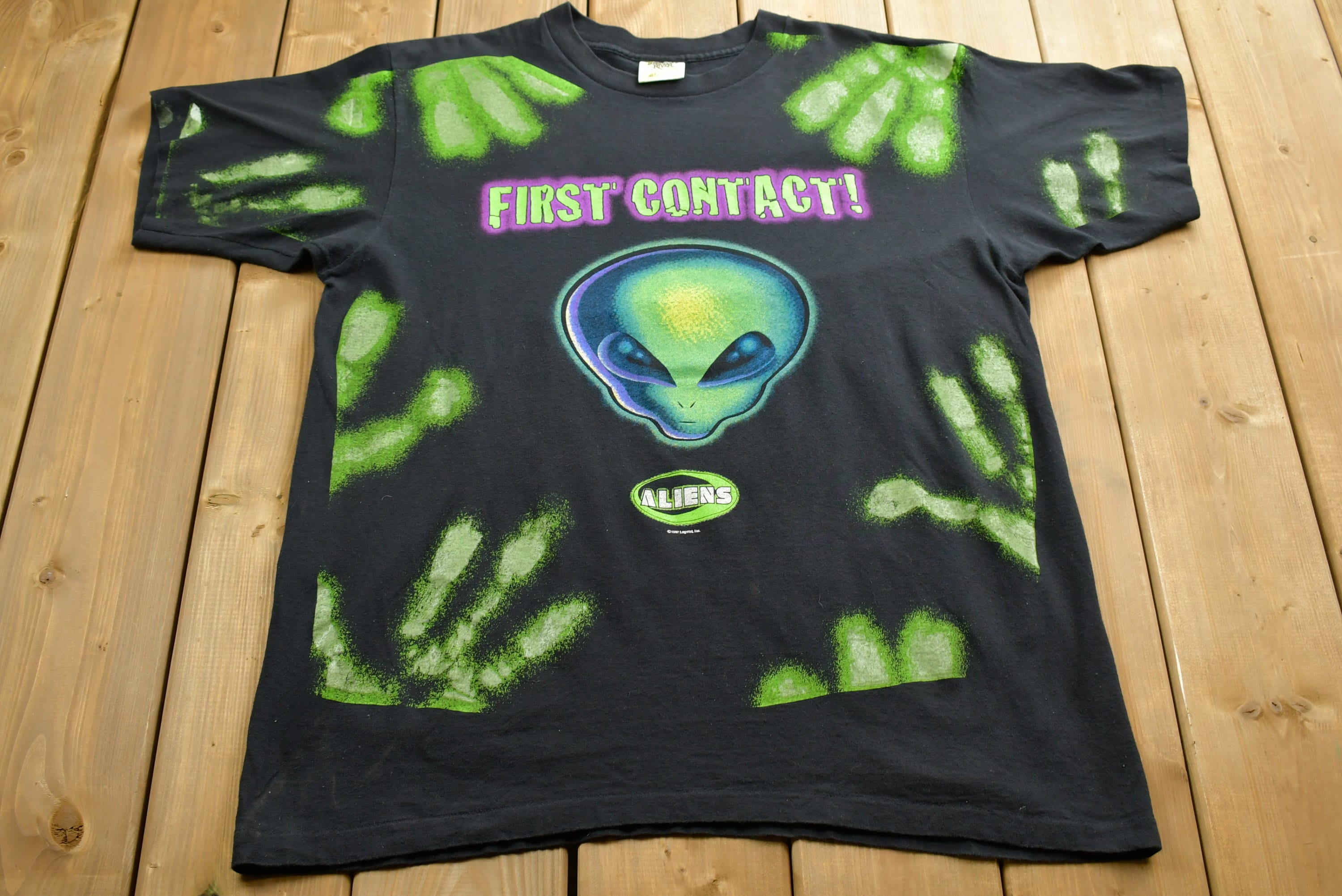 Vintage 1997 Alien First Contact AOP T-Shirt