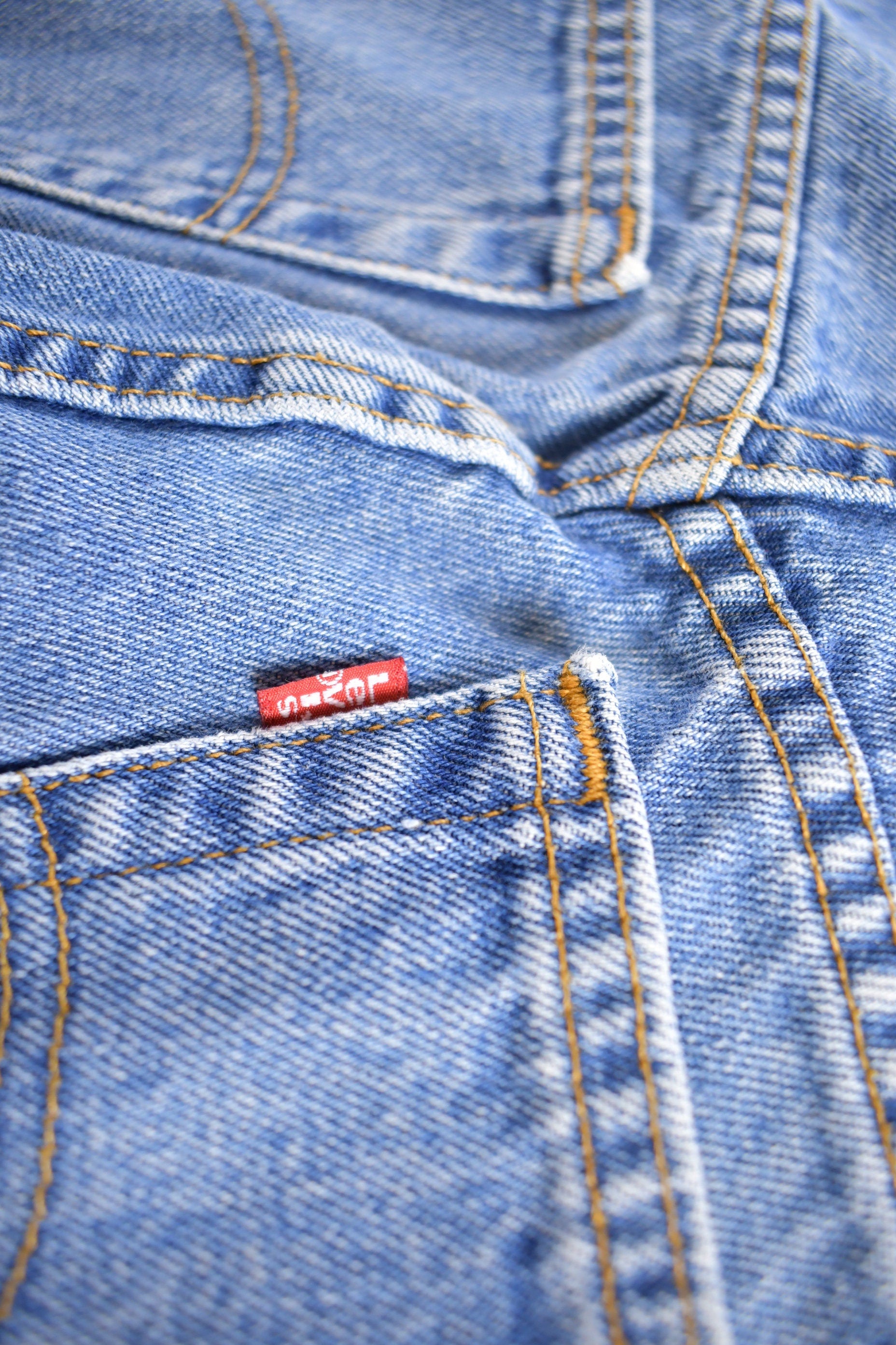 Vintage 1990s Levi's 550 Jeans Size 32x29