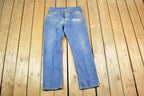 Vintage 1990s Levi Strauss Red Tab 505 Regular Fit Straight Leg Denim Jeans Size 33 x 30