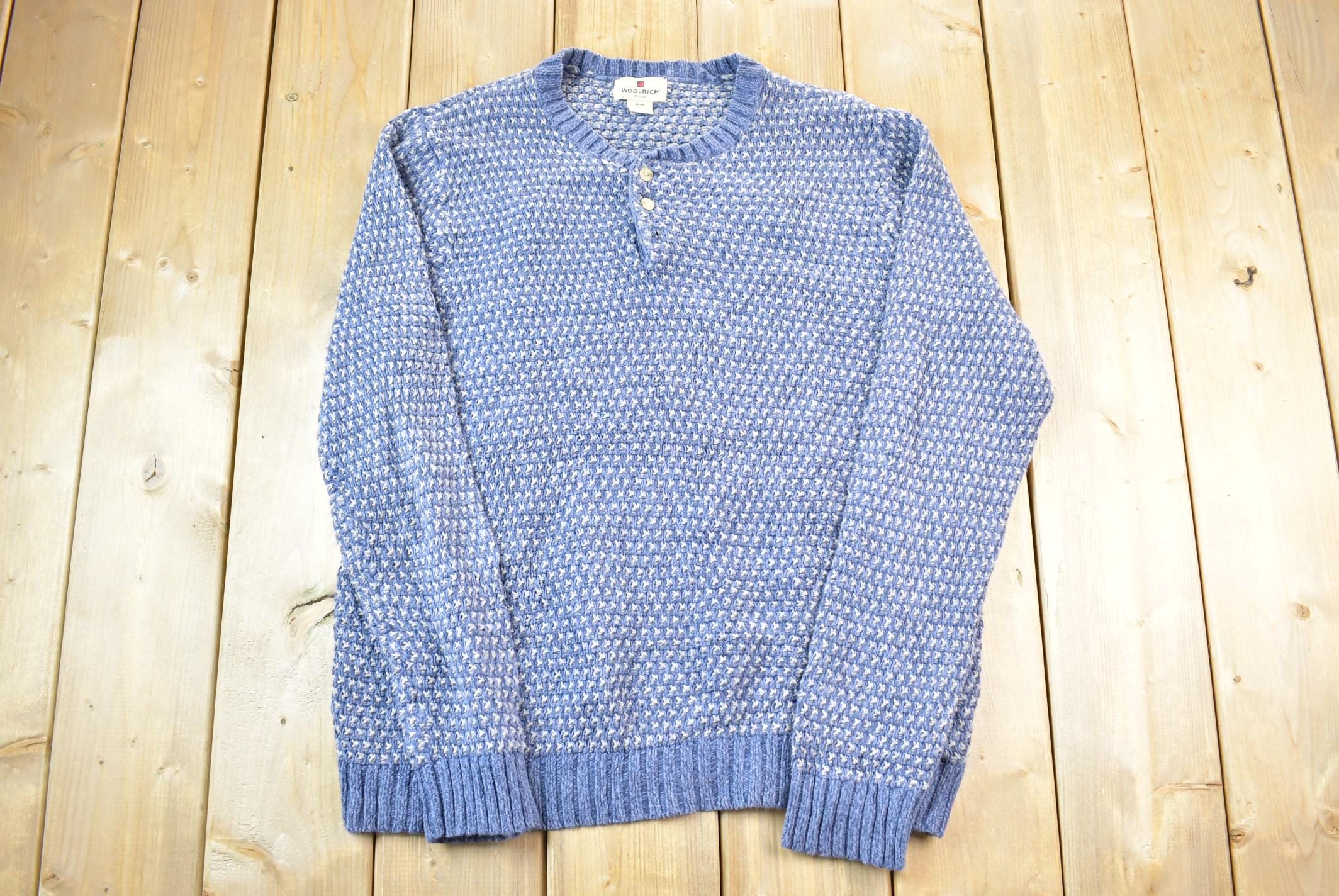 Vintage 1990s Woolrich 100% Wool Knit 2 Button Sweater