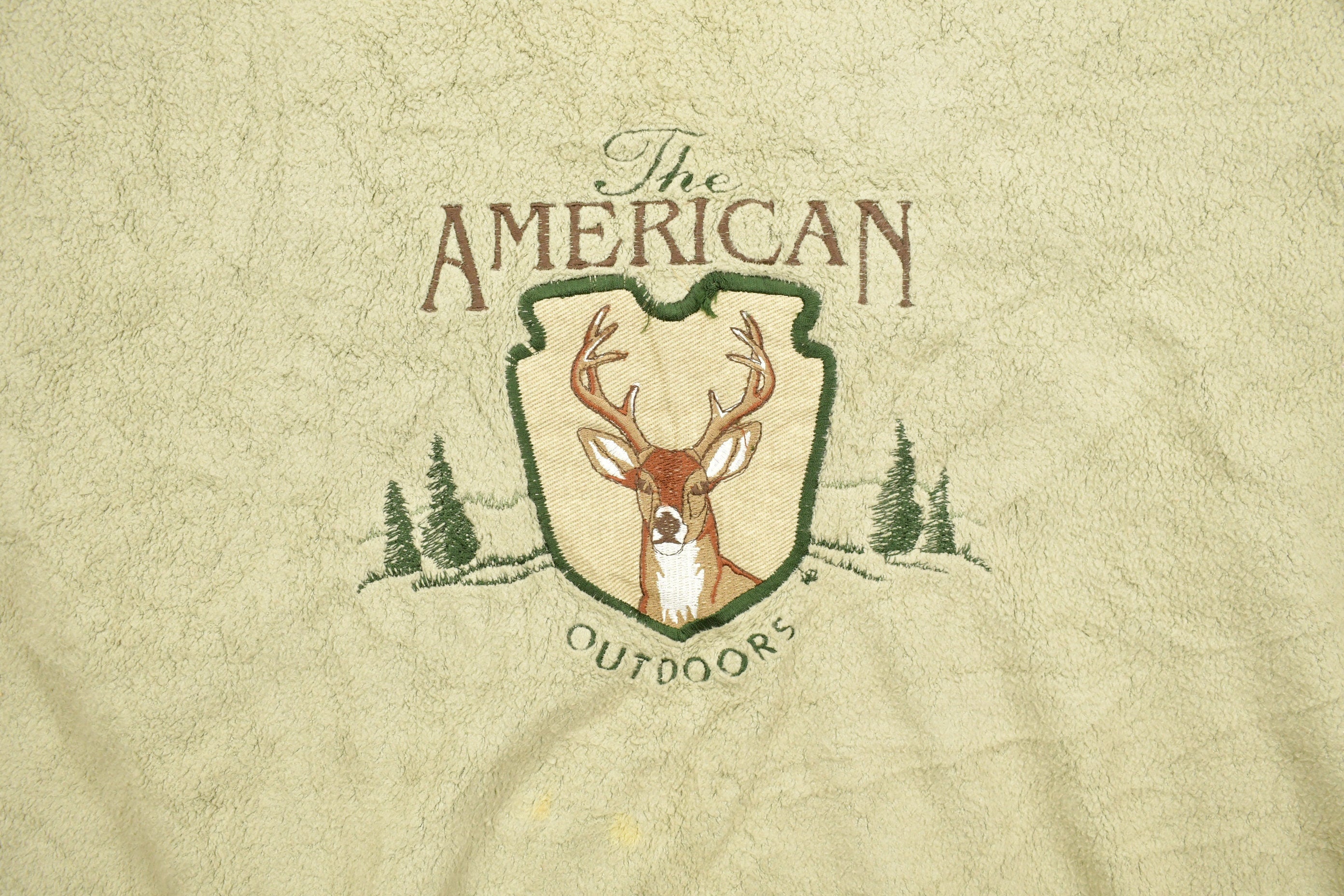 Vintage 1990s American Outdoors Deer Theme Crewneck