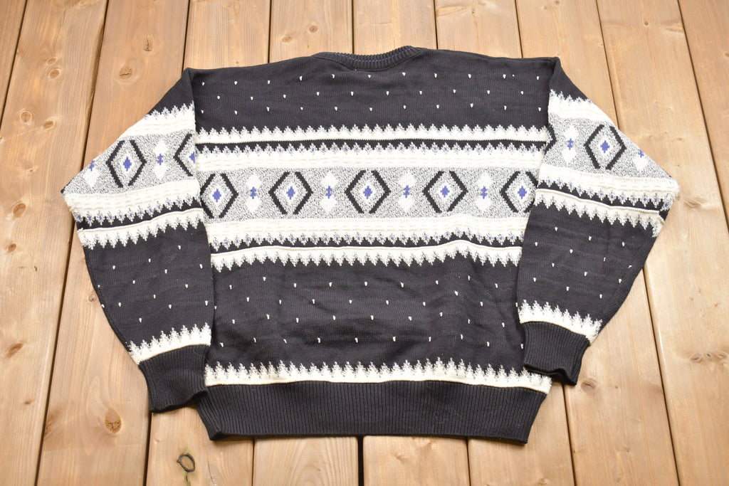 Vintage Claiborne Knitted Sweater / Made in USA / Vintage 90s Crewneck / Pattern Sweater / Outdoor / Pullover Sweatshirt