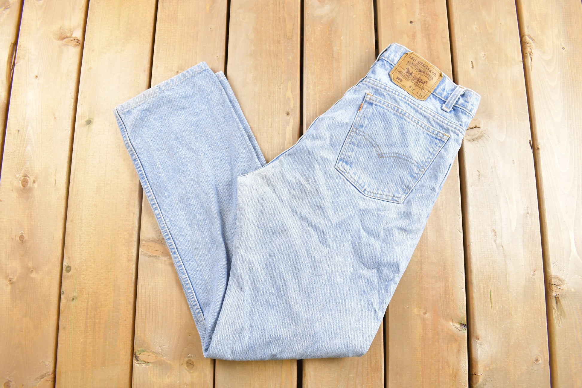 Vintage 1980s Levi's 509 Orange Tab Denim Jeans Size 35 x 31