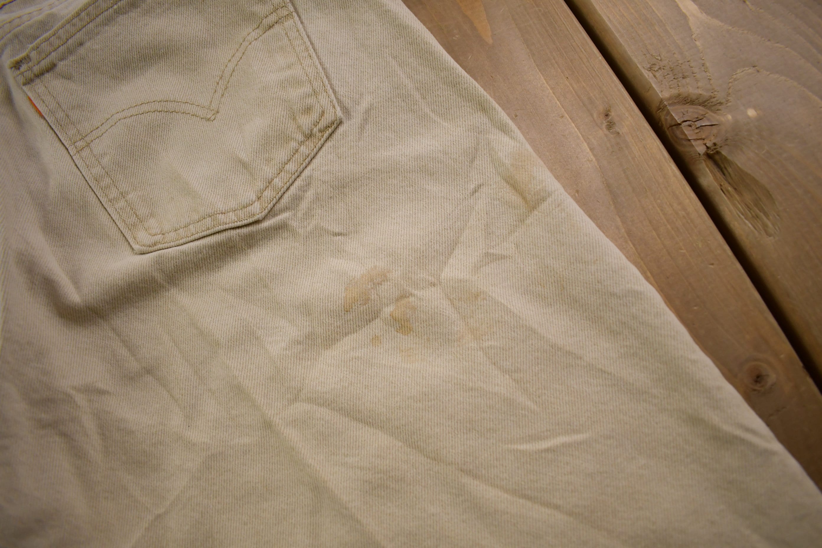 Vintage 1990s Levi's 550 Beige Wash Jeans Size 36 x 34