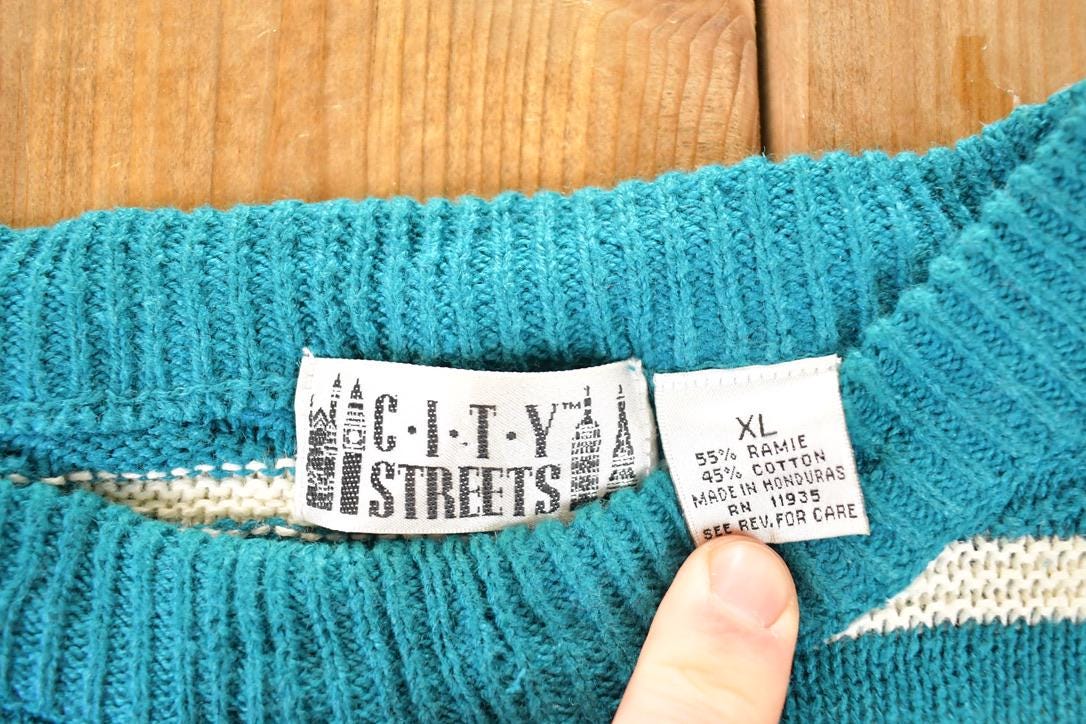 Vintage 1990s City Streets Striped Knit Crewneck Sweater Men's L