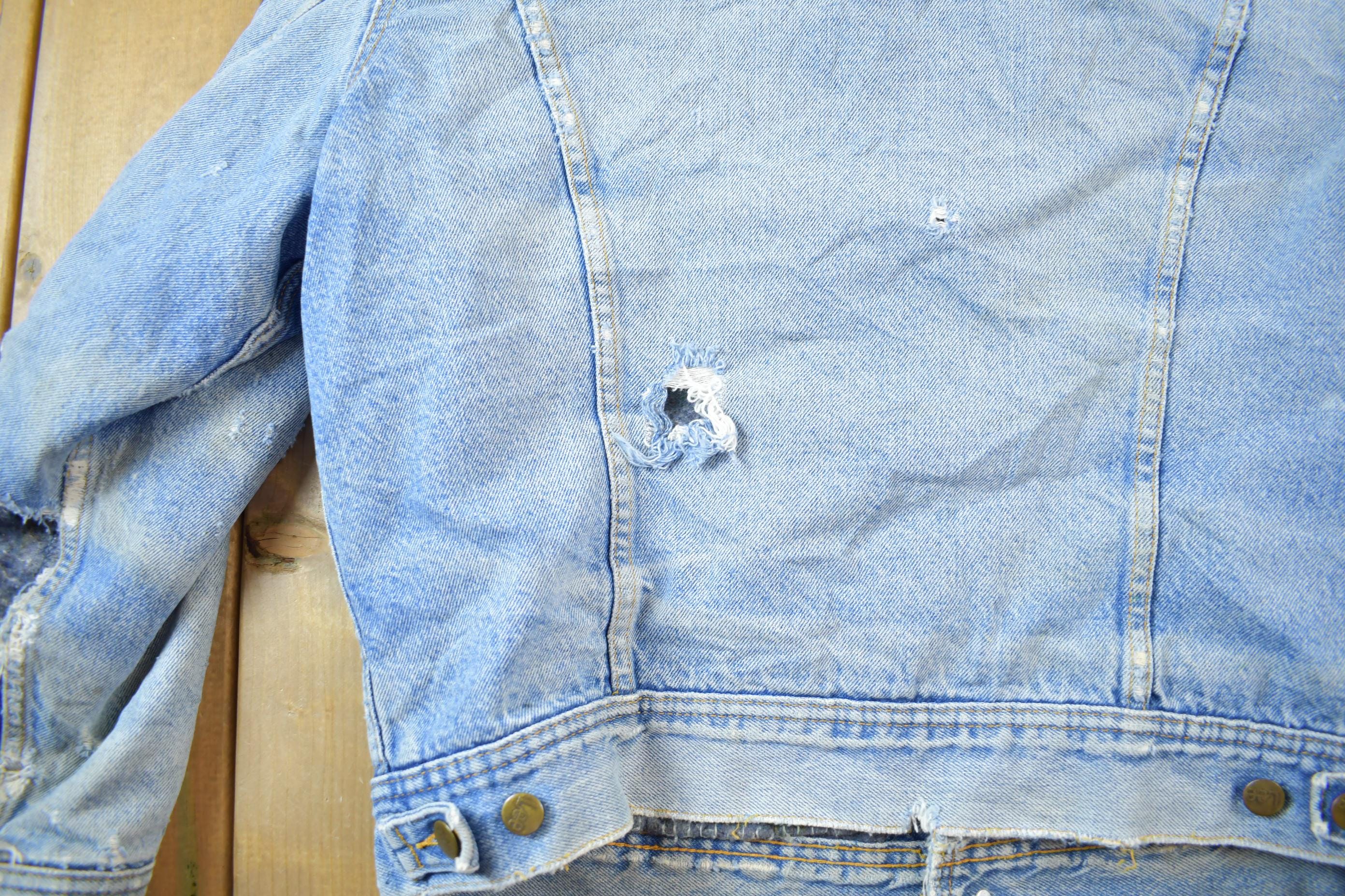 Vintage 1980s THRASHED Lee Storm Rider Blanket Lined Jean Jacket /