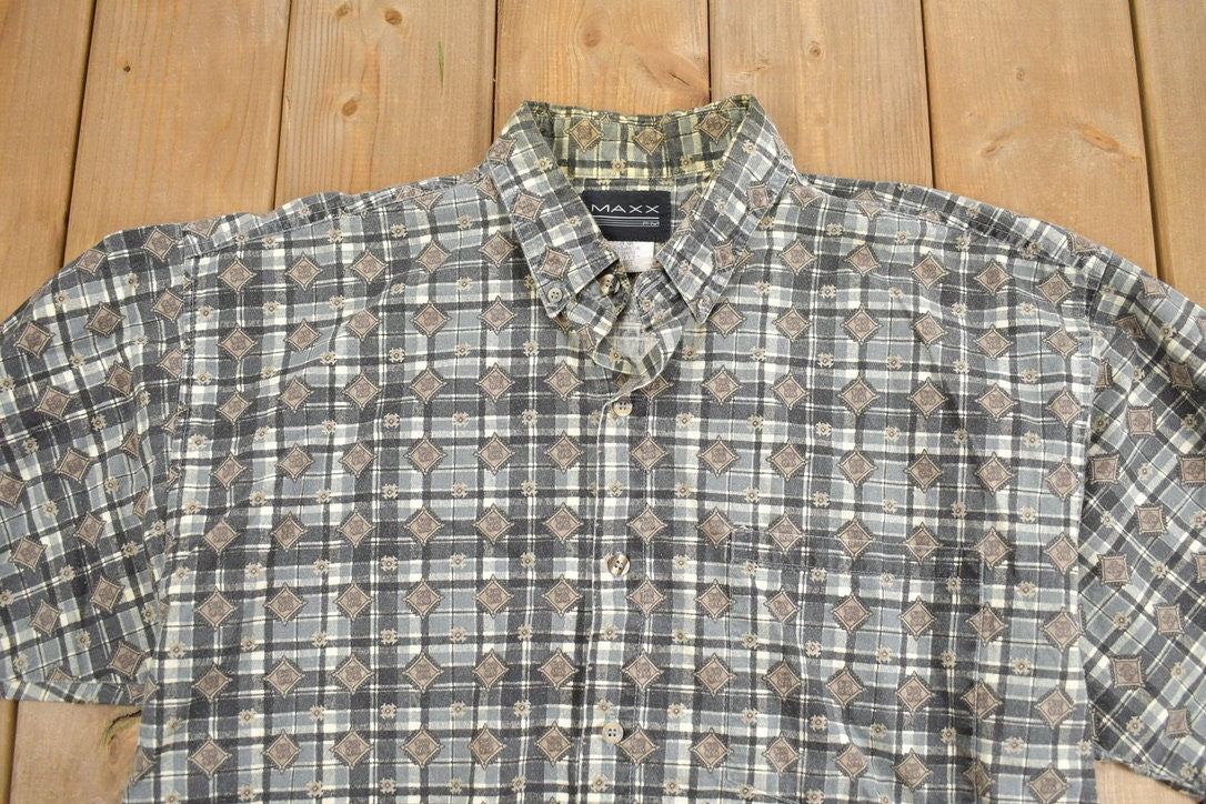 Vintage 1990s Plaid Patterned Short Sleeve Button Up Shirt