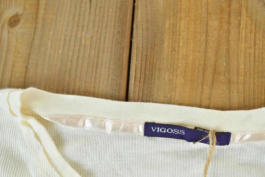 Women Vintage Deadstock Vigoss Y2K T-Shirt / Vigoss Grunge Skull Print / Contrast Stitch / Internet Famous Clothing / Over Dyed
