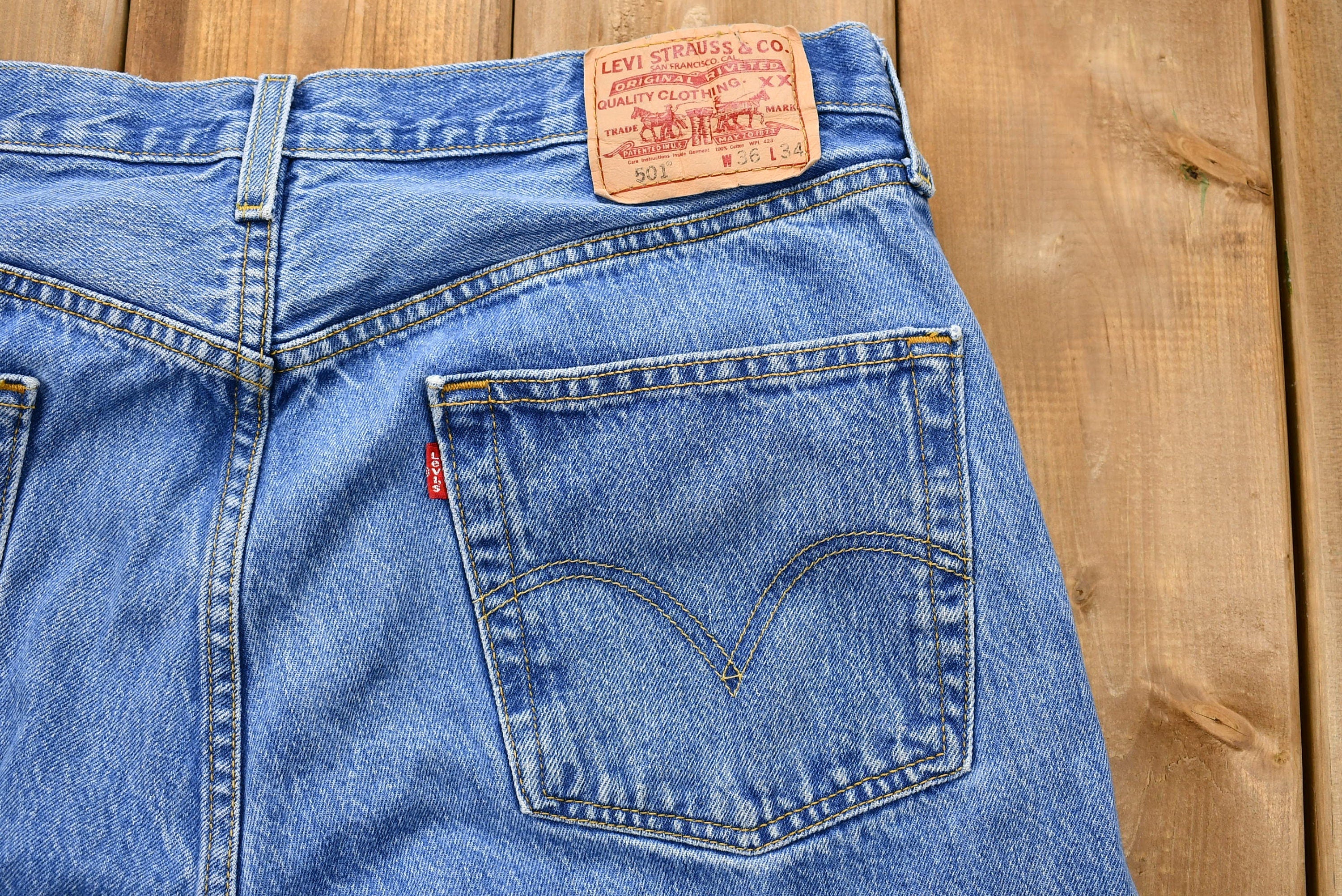 Vintage 1990s Levi's 501 Mid-Wash Regular Fit Straight Leg Jeans