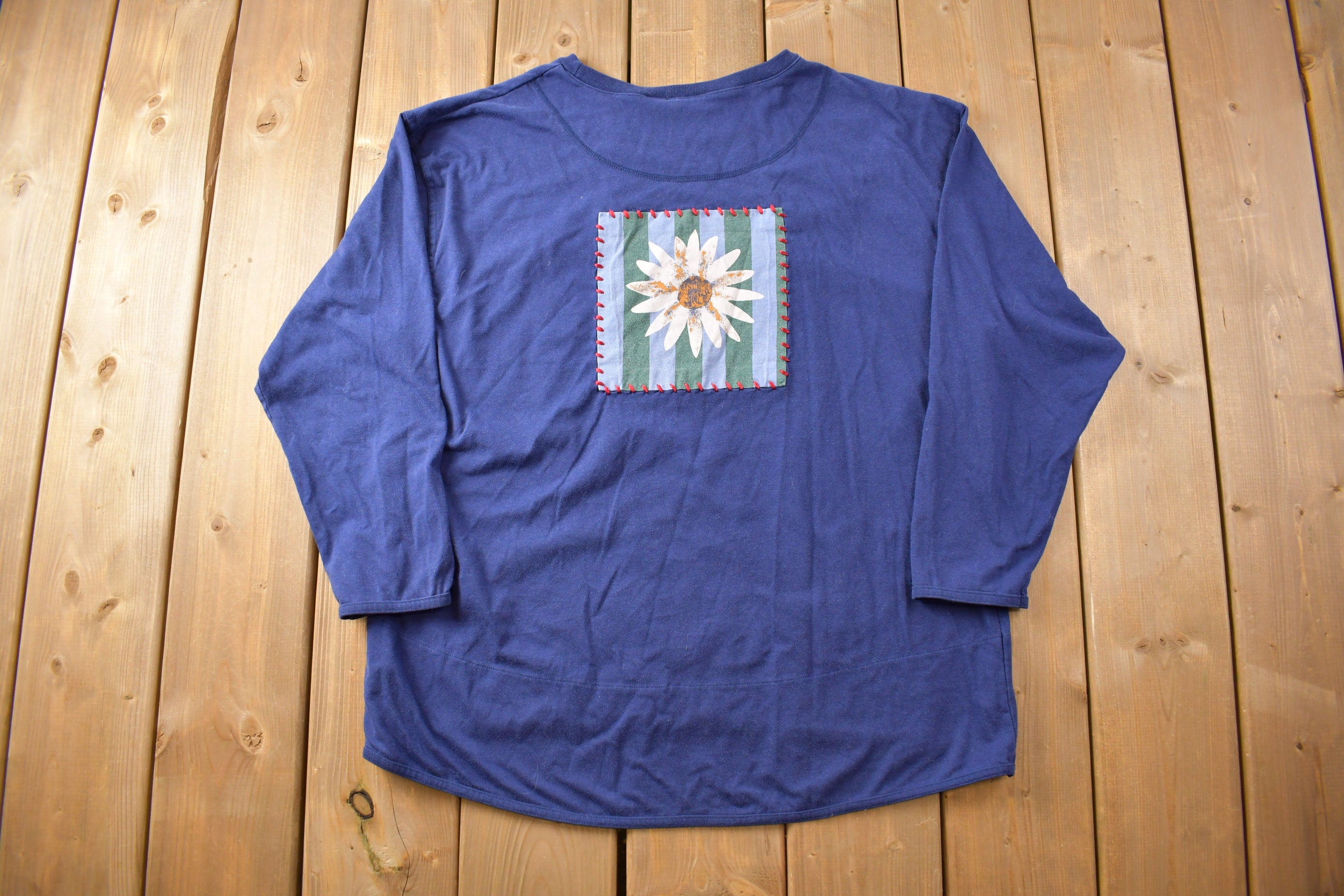 Vintage 1990s Cute Heart Crewneck Sweater
