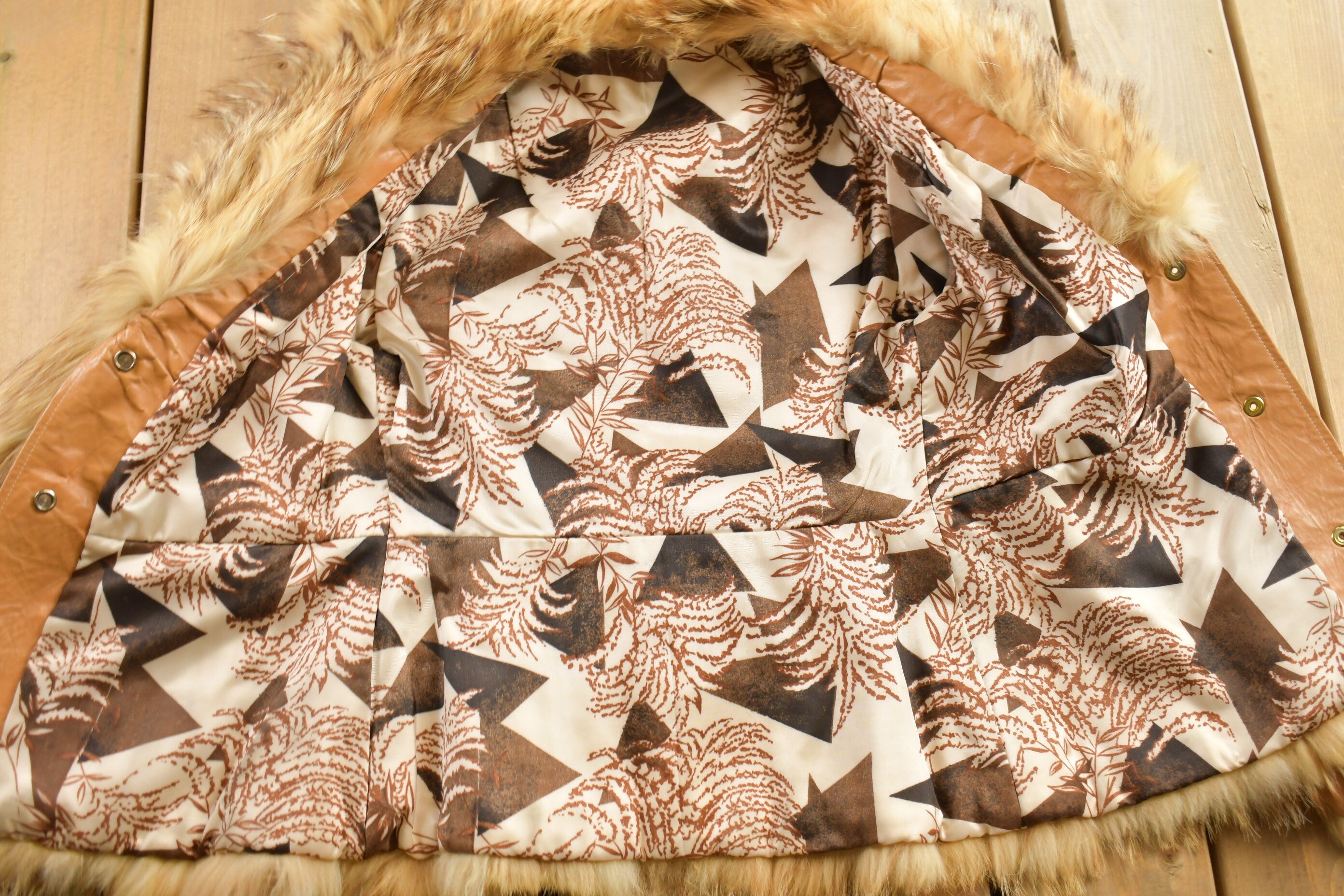 Vintage 1970s Coyote Fur & Leather Coat