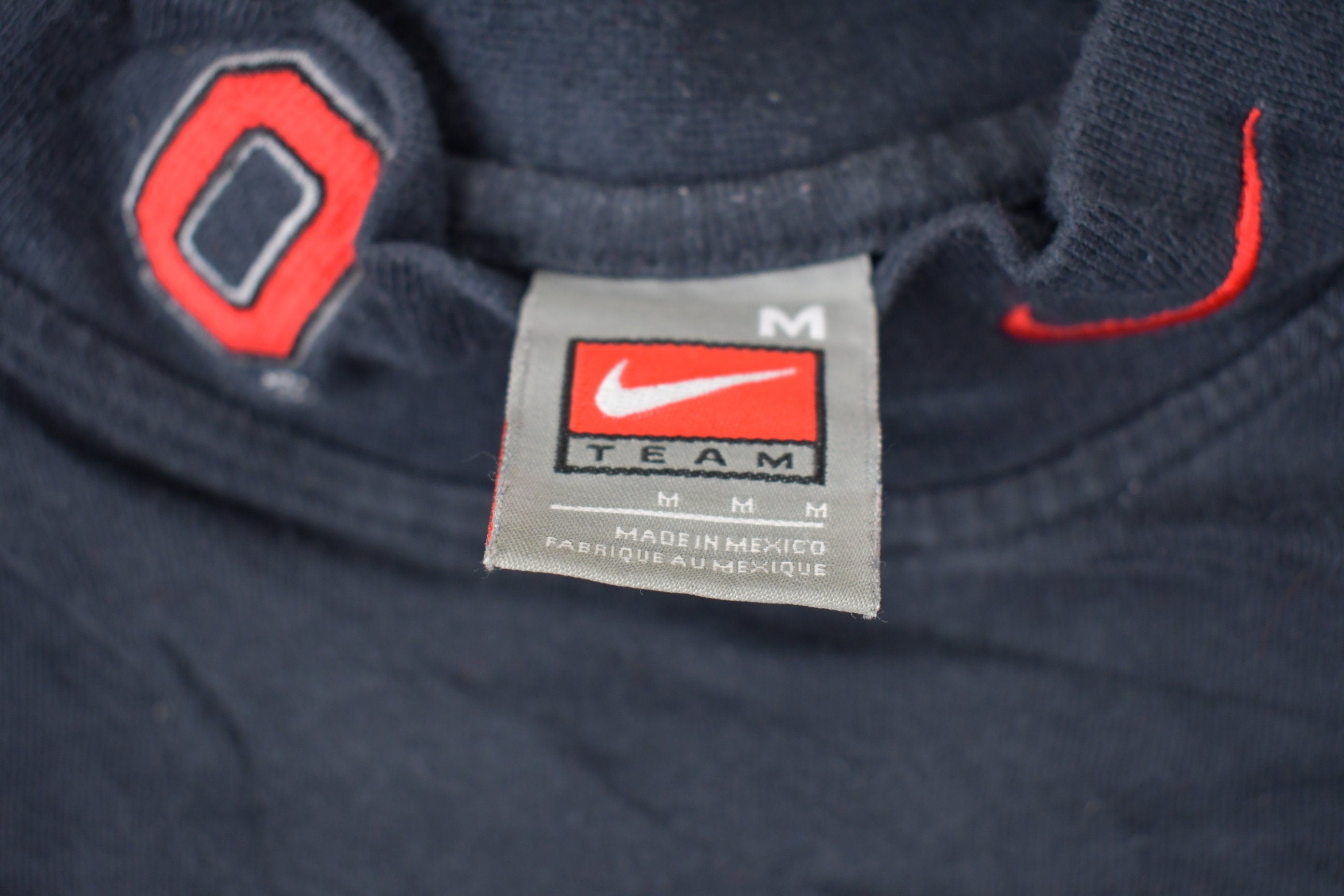 Vintage 1990s Nike University of Ohio State Buckeyes Collegiate Mockneck