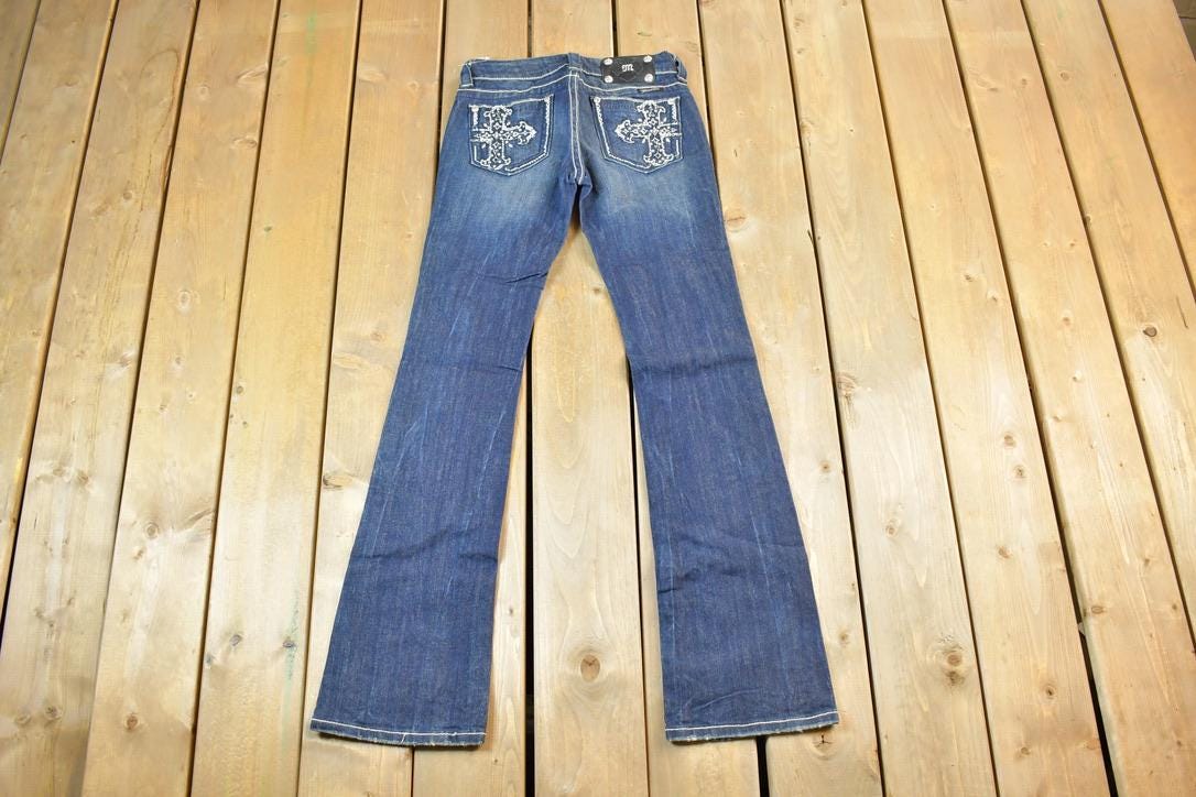 Vintage Y2K Miss Me Bedazzled Low Rise Jeans Size 26x31