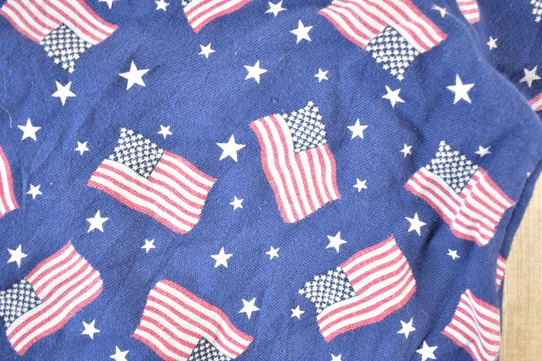 Vintage 1990s Croft And Barrow AMerican Flag AOP Button Up Shirt Men's XL