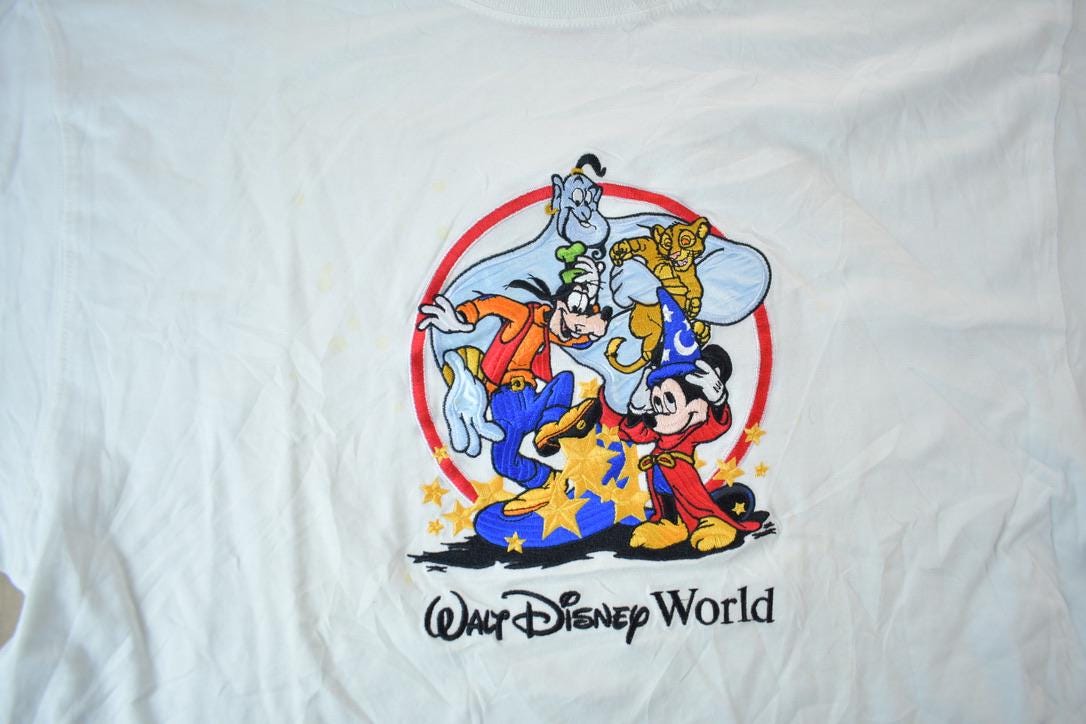 Vintage 1990s Walt Disney World Embroidered T-Shirt