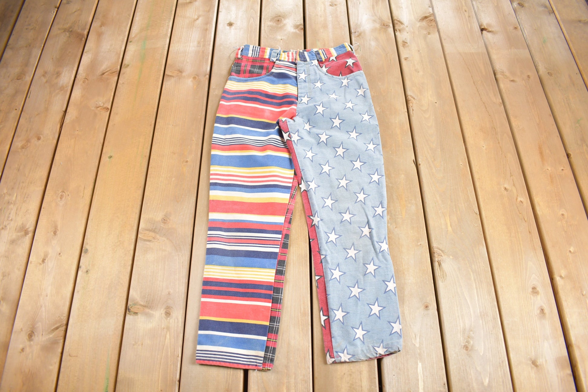 Vintage 1970s American Theme Patchwork Pants Size 28 x 25