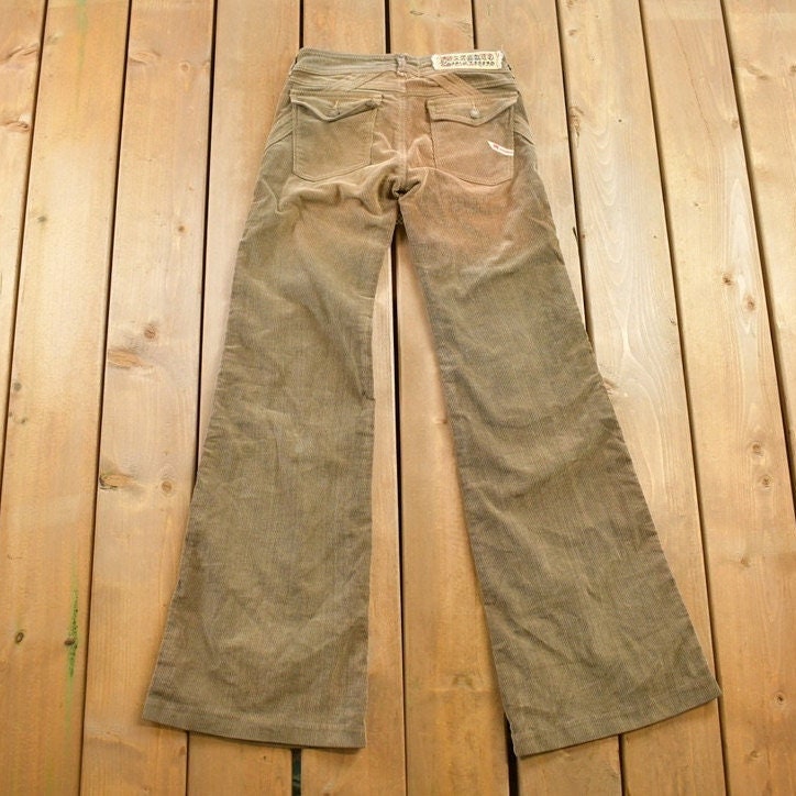 Vintage 1990s 'Parasuco' Corduroy Pants Size 28x33 / Made in Canada / Streetwear Fashion / Vintage Pants/ Y2K Fashion