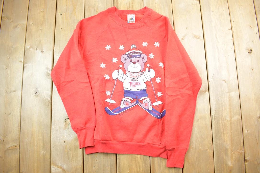 Vintage Early 1990s Minnesota Twins Christmas Bear MLB Crewneck Sweatshirt