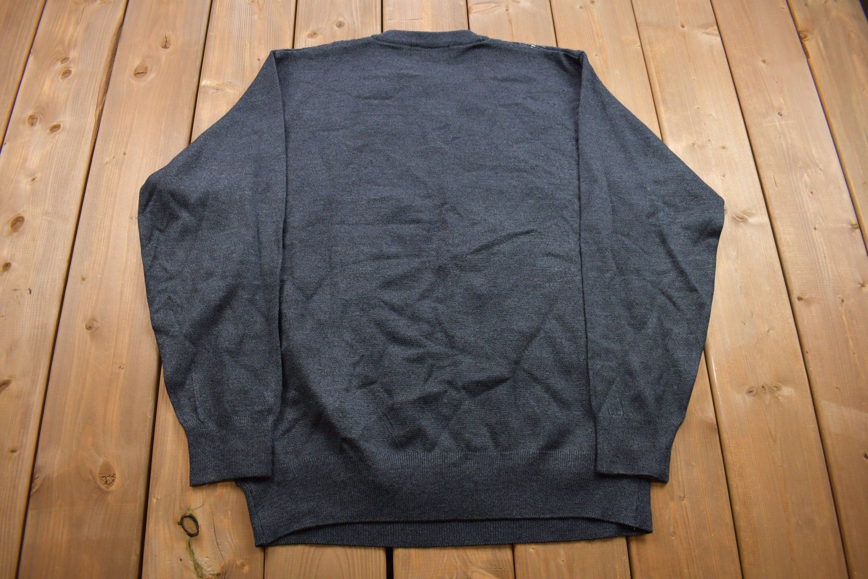 Vintage 1990s Bramd New Italian Knit Crewneck Sweater