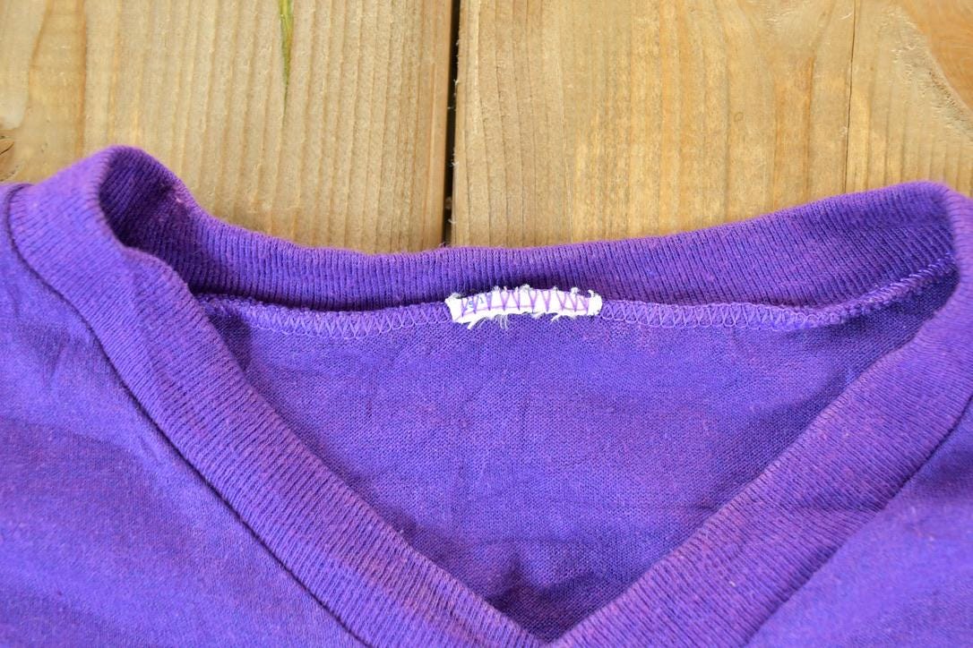 Vintage 1980s Minnesota Vikings NFL Graphic T-Shirt