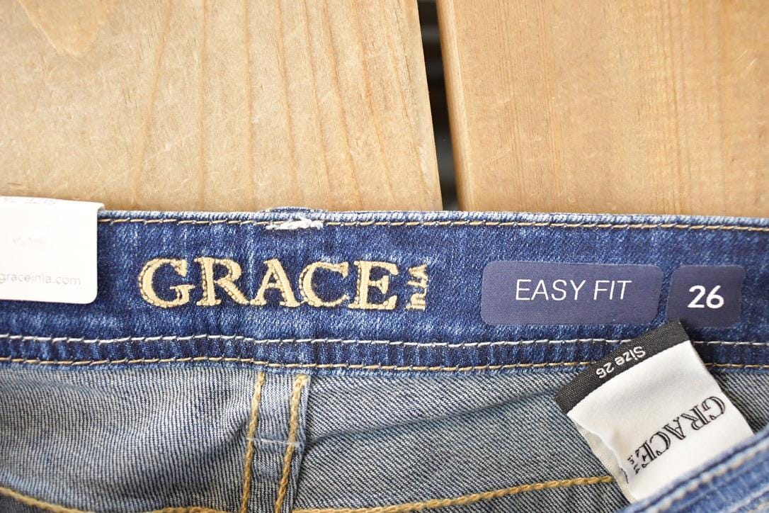 Vintage Deadstock Y2K Grace In LA Bedazzled Bootcut Low Rise Jeans Women's Size 26 x 32