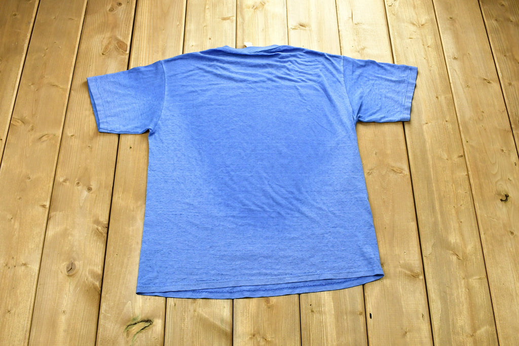 Vintage 1980s University of Illinois Cougars Collegiate T-Shirt / NCAA Tee / Americana / Sportswear / Single Stitch Athleisure