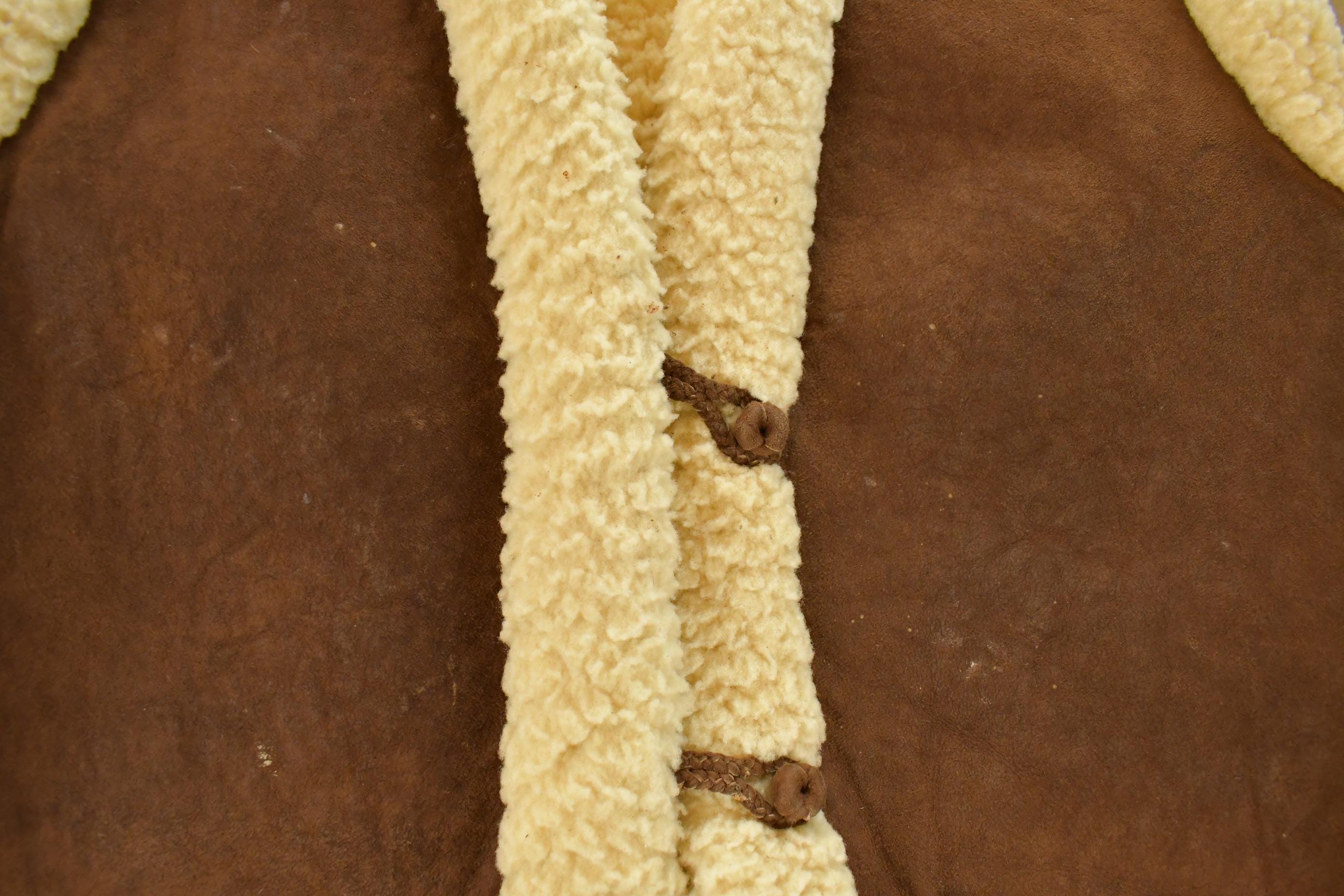 Vintage 1970s Shearling Floral Boho Vest Jacket Sherpa Lined Adult Large