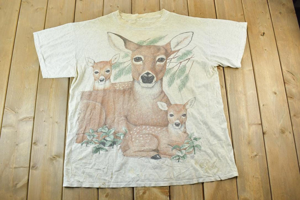 Vintage 1990s Mama Deer Graphic T-Shirt