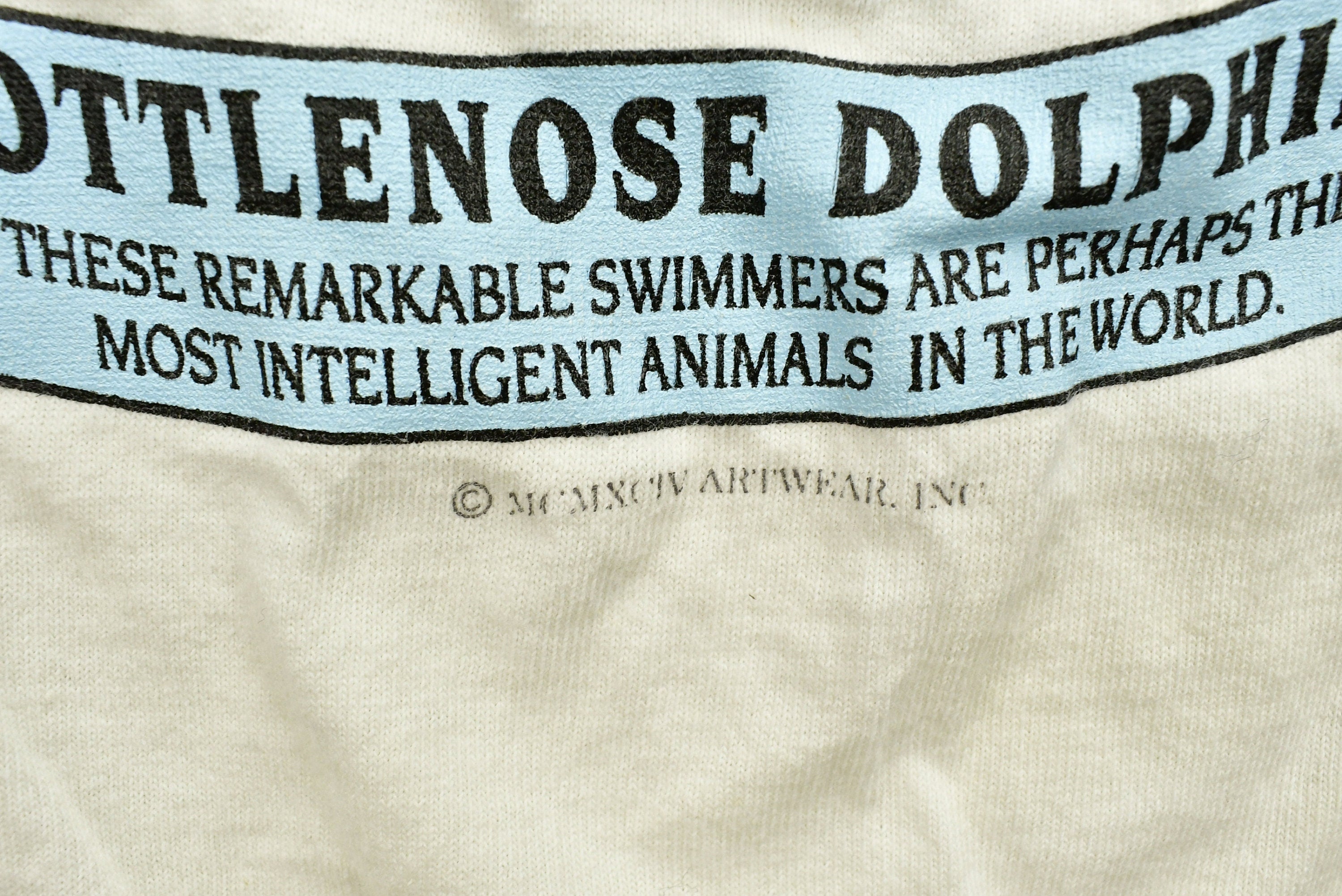 Vintage 90's Bottlenose Dolphin Animal T-Shirt
