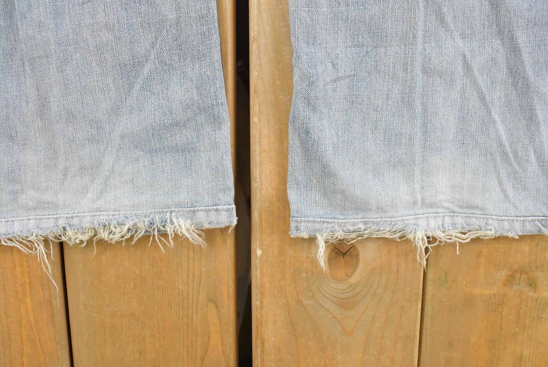 Vintage 1990s Levi's 517 Boot Cut Denim Jeans Men's 34 x 31 / Vintage Denim / Vintage Levi's / Levi Jeans / Boot Cut Jeans / Distressing