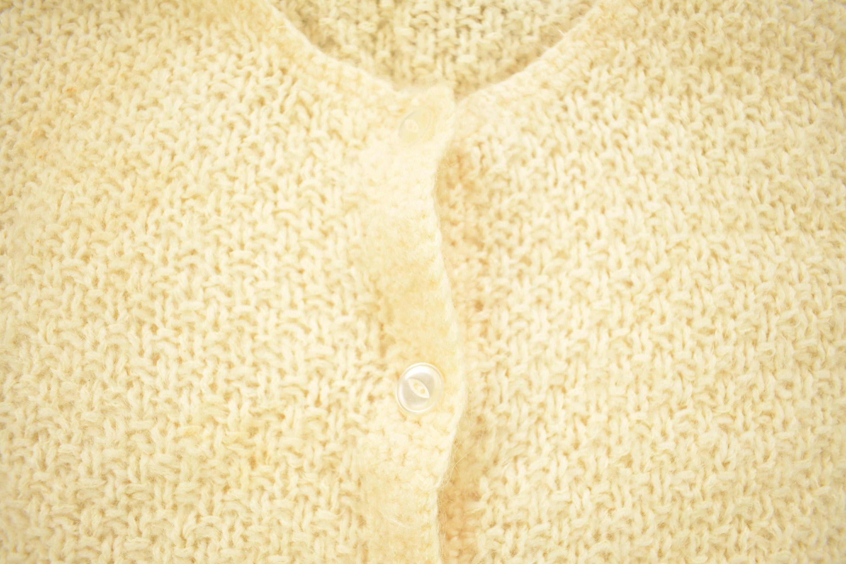 Vintage 1980s Blank Knitted Cardigan Sweater
