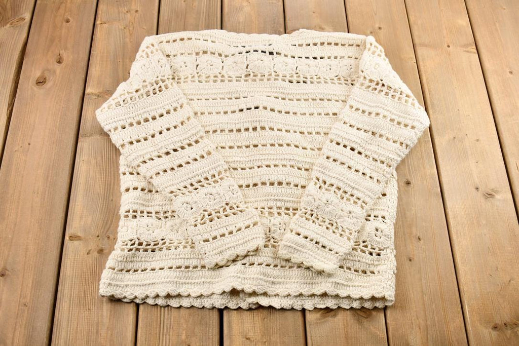 Vintage 1990s Women's Rey Wear White Hand Knit Bolivian Cardigan Sweater