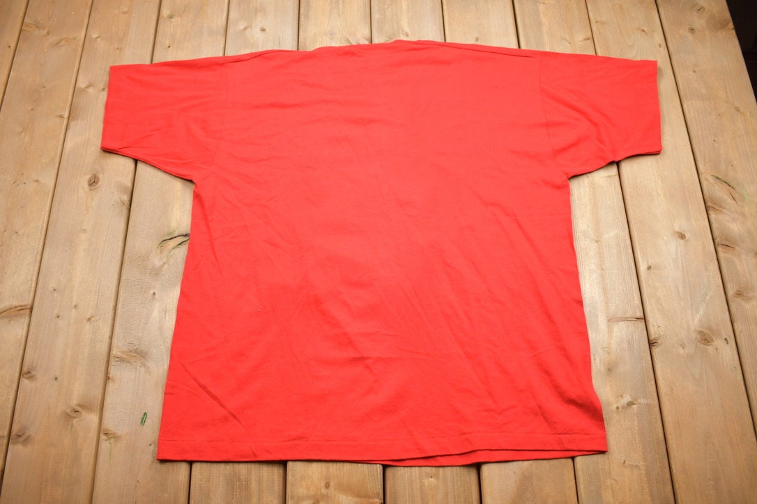 Vintage 1990s Winnie The Pooh Cartoon T-Shirt