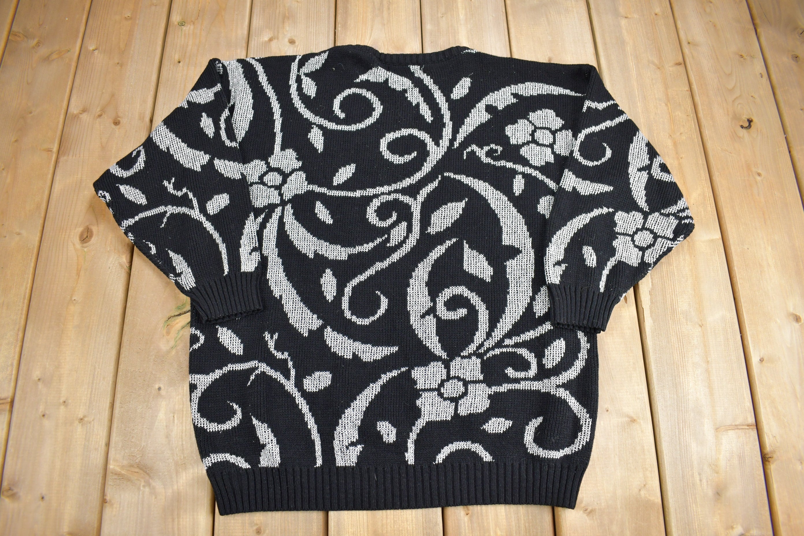 Vintage 1990s Floral Knit Crewneck Sweater