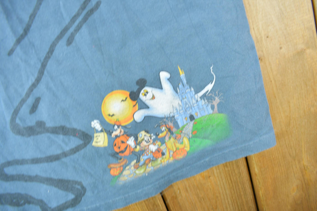 Vintage 2004 Disney Mickeys Halloween Party Graphic T-Shirt