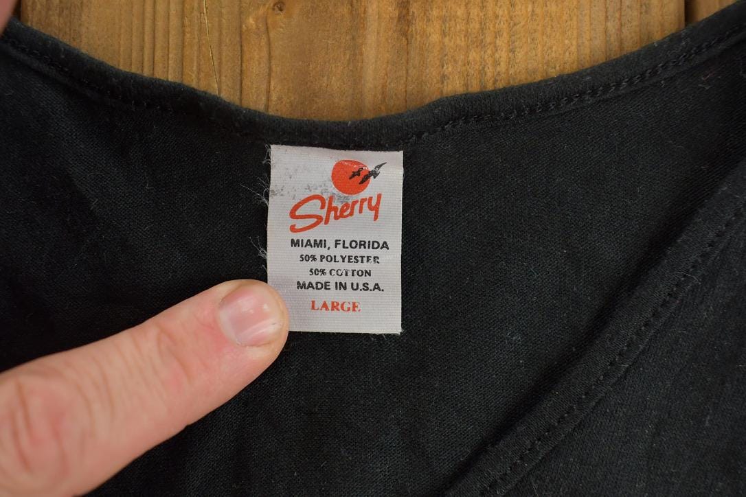 Vintage 1990s Bermuda Frilled Souvenir T-Shirt