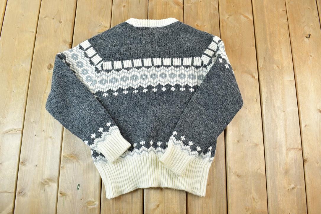 Vintage 1990s Mayo Wenty Wool Blend Knit Crewneck Sweater