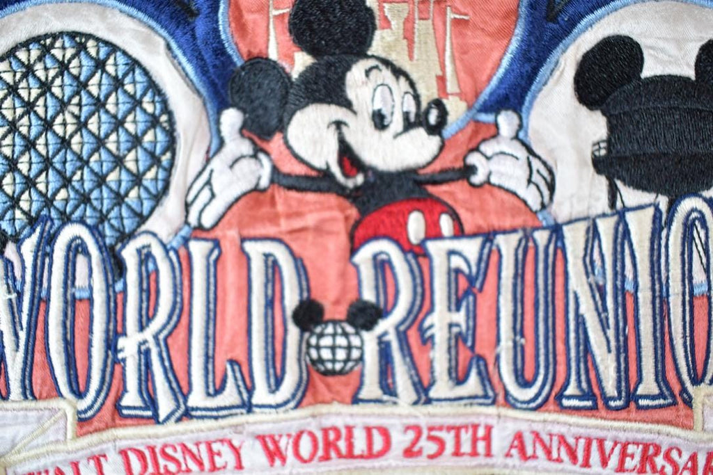 Vintage 1996 Walt Disney World 25th Anniversary Mickey Mouse Crewneck