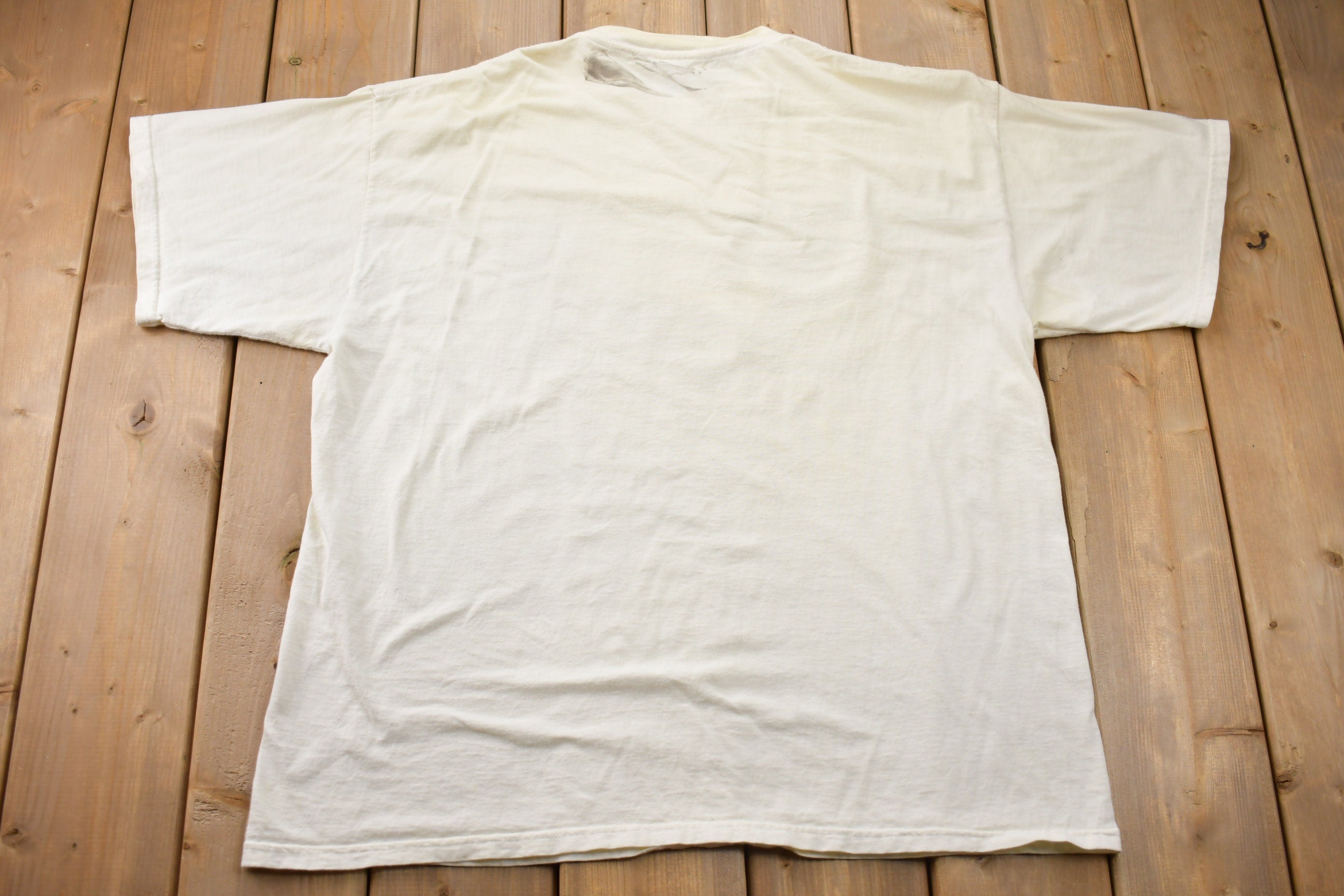 Vintage 1990s Nike Middle Swoosh Big Graphic T-Shirt