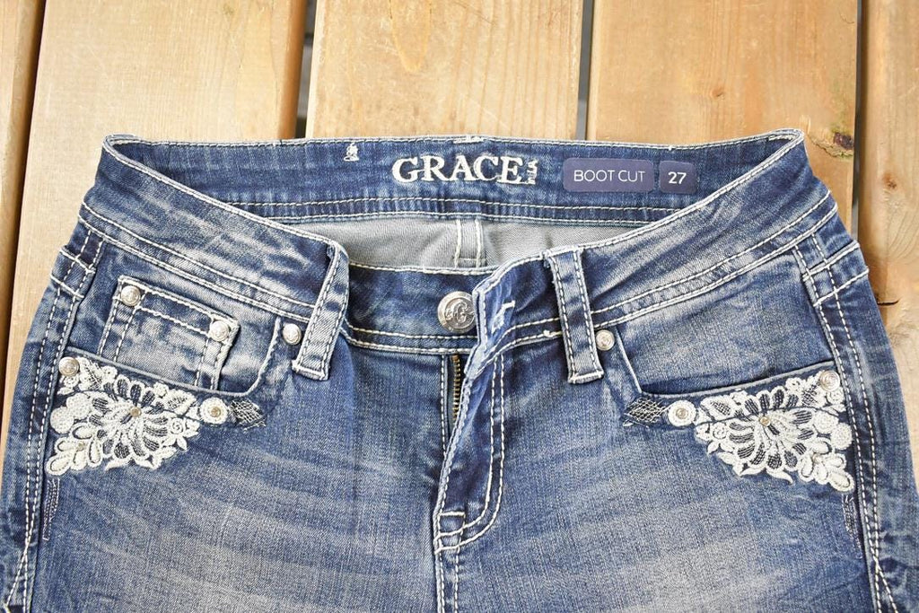 Vintage Deadstock Y2K Grace In LA Bedazzled Bootcut Low Rise Jeans Women's Size 26 x 32