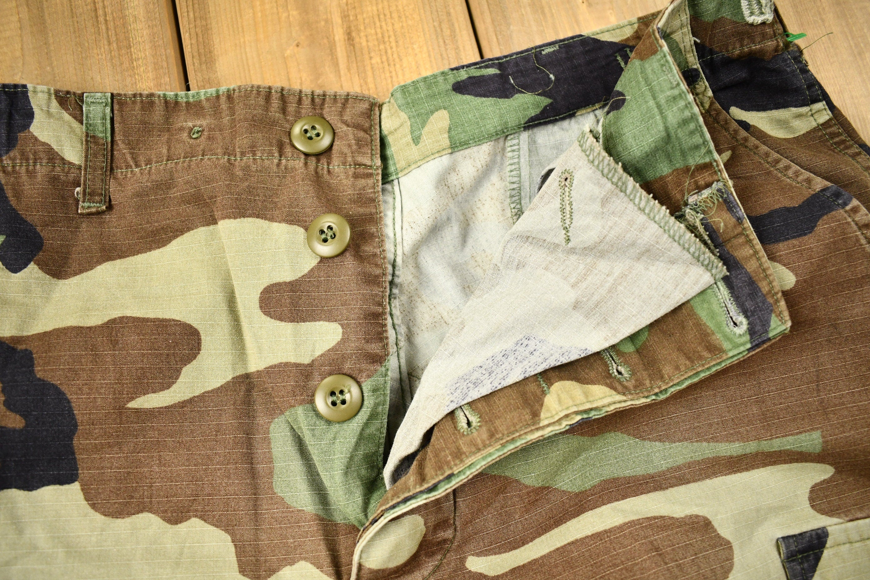 Vintage 2000 Military Woodland Camouflage Cargo Pocket Pants Size 34 x 30