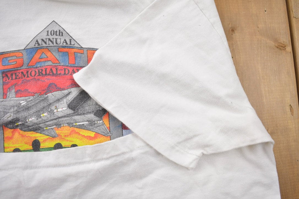 Vintage 1995 Memorial Day Gate to Gate Jet Graphic T-Shirt