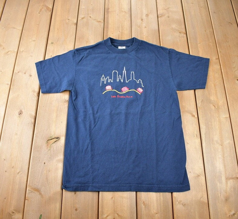 Vintage 1990s San Francisco Souvenir Embroidered Travel T Shirt Made In USA Size M