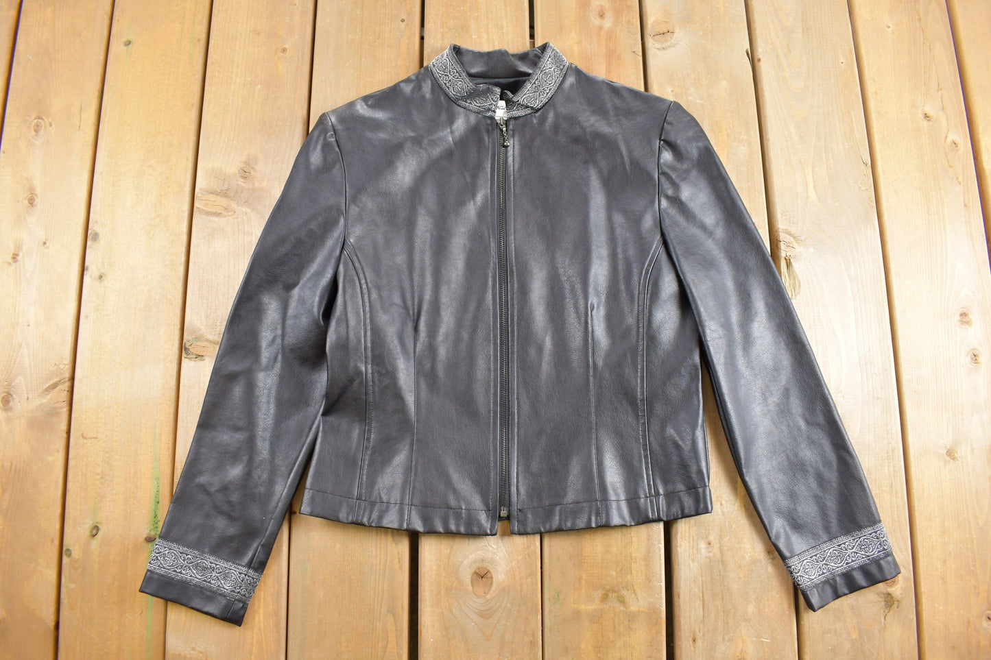 Vintage 1980s Lori Weidner Leather Jacket / Fall Outerwear / Leather Coat / Winter Outerwear / Streetwear Fashion / Made in Canada