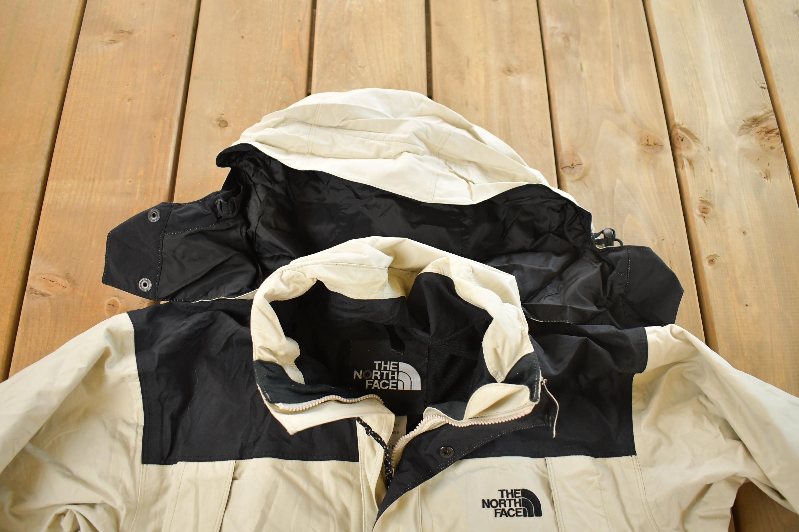 Vintage 1990s The North Face Hyvent Windbreaker Jacket Men's Small