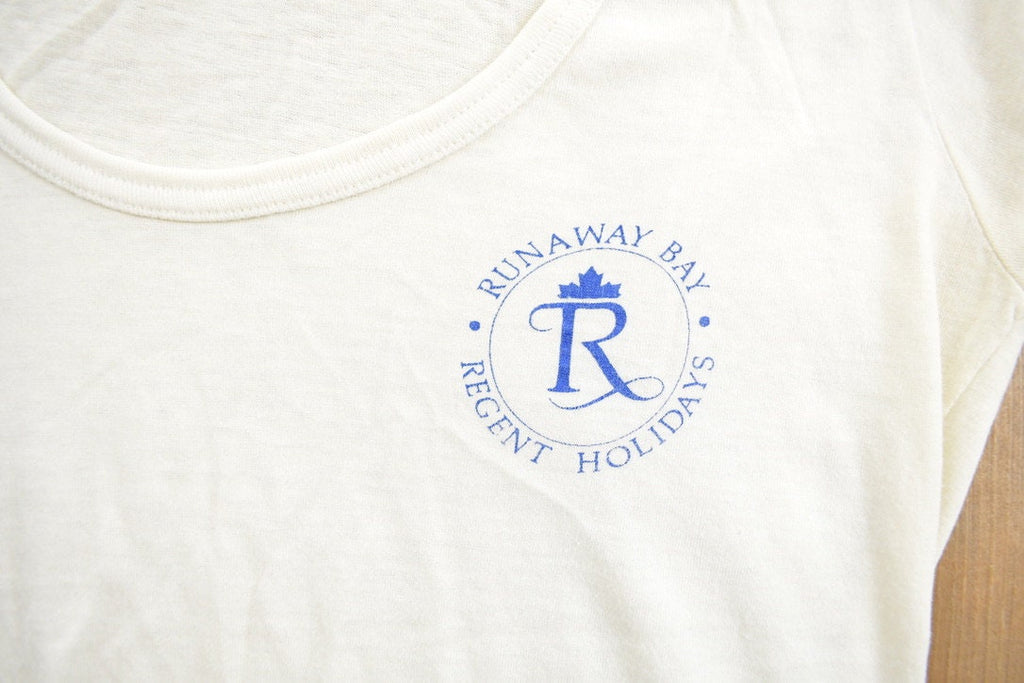 Vintage 1990s Runaway Bay Regent Holidays Souvenir T Shirt