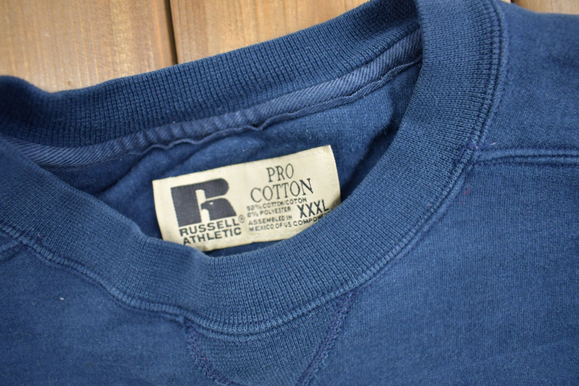 Vintage 1990s Daytona Beach Florida Crewneck Sweatshirt / 90s Crewneck / Souvenir Sweater / Russell Athletics