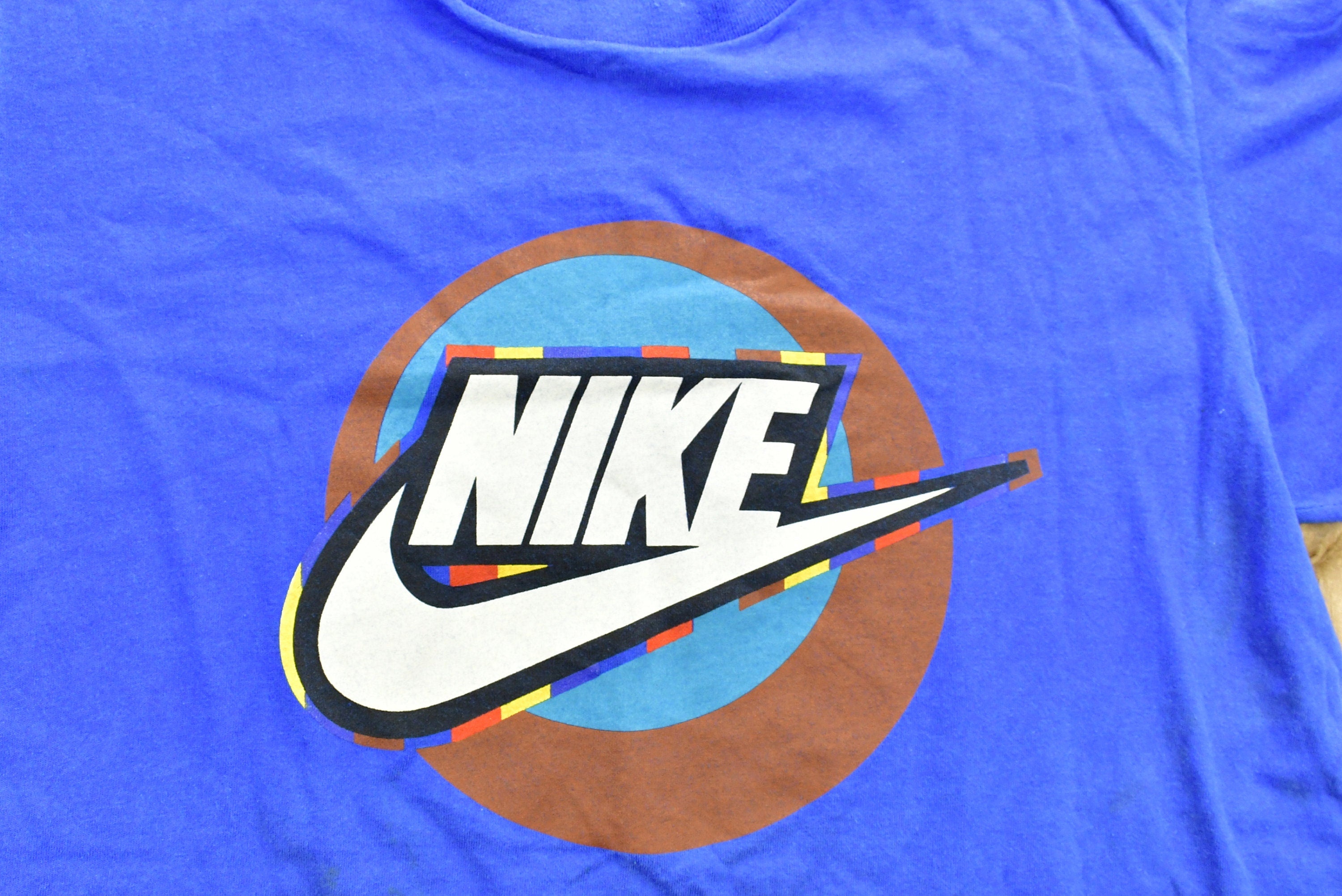 Vintage 1990s Nike Grey Tag Graphic T-Shirt