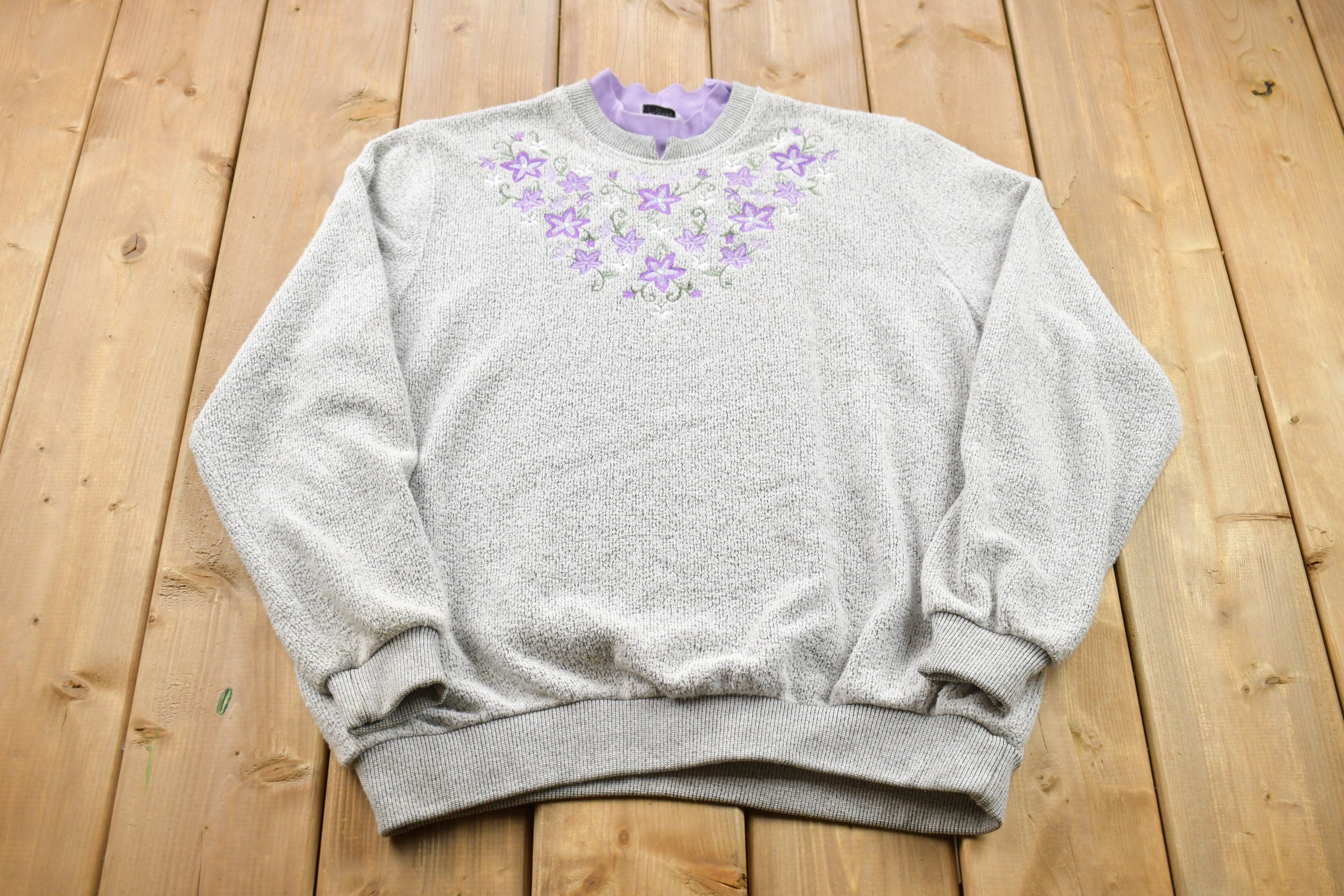 Vintage 1990s Knitted Floral Theme Crewneck Sweater