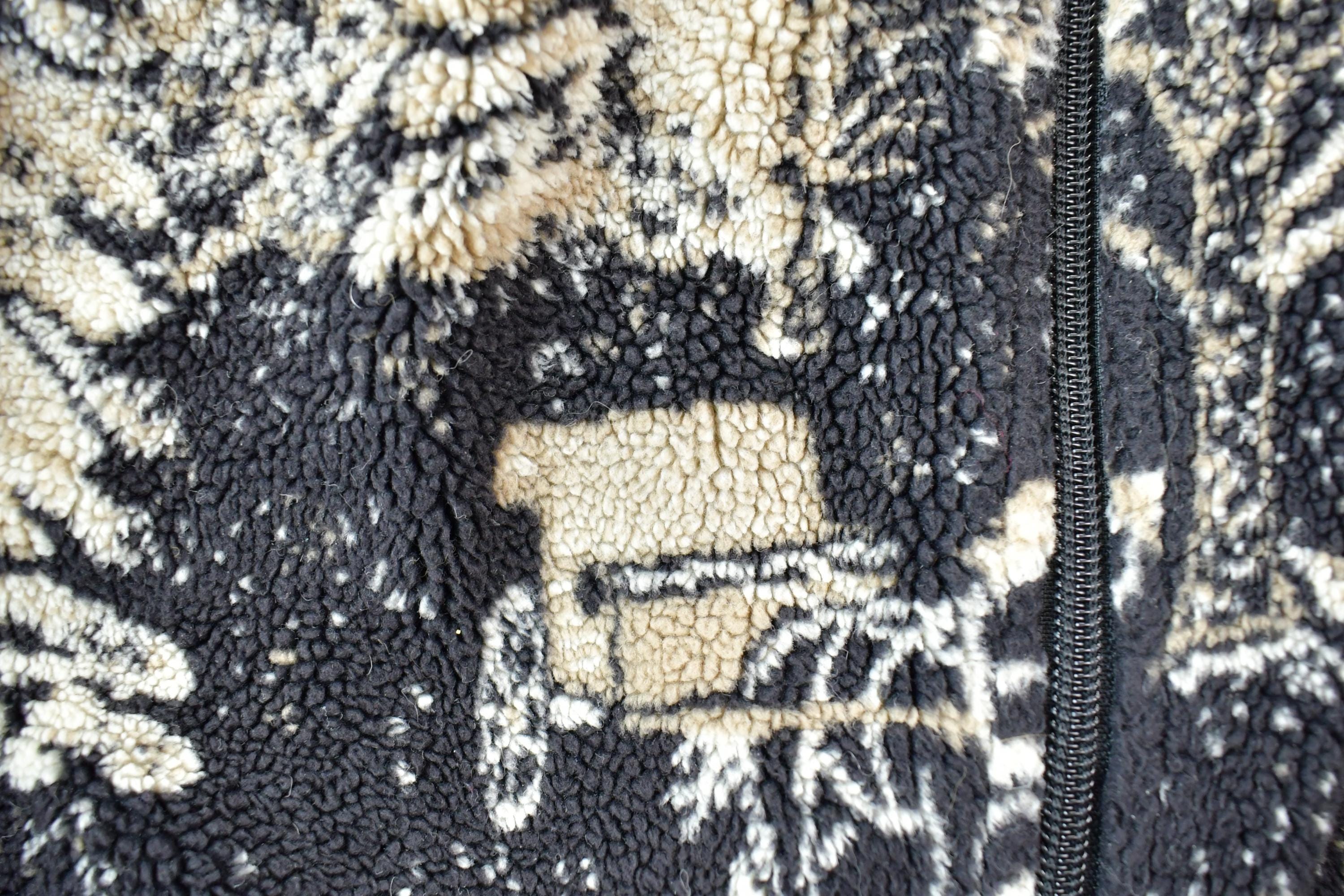Vintage 1990s Nanuk Snowy Village Carriage Fleece Sweater